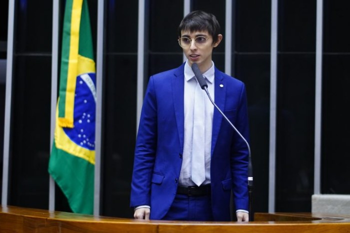 Projeto altera Código Florestal para proteger nascentes intermitentes