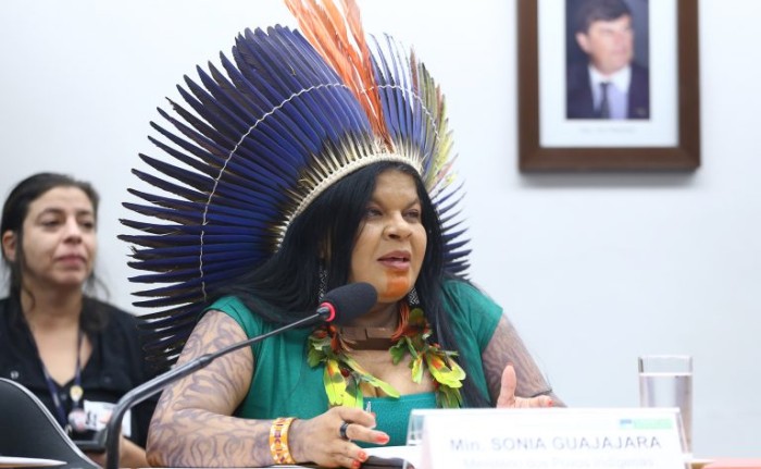 Ministra e Funai defendem processo de demarcação da terra indígena onde nasceu o cacique Raoni