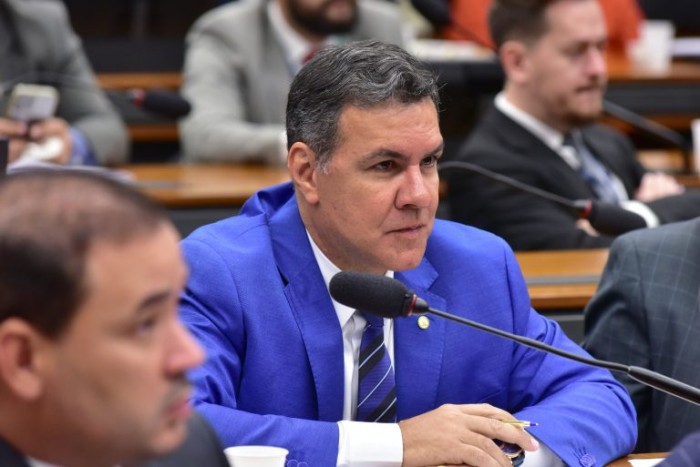 CCJ aprova projeto que declara Santa Gertrudes (SP) Capital da Cerâmica de Pisos e Revestimentos