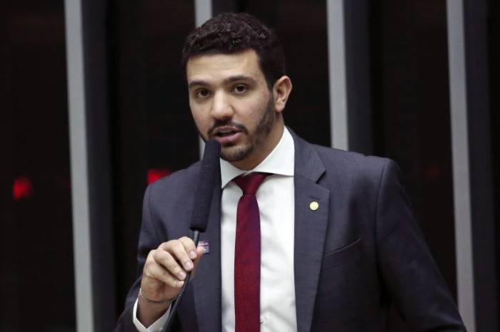 Comissão aprova projeto que recomenda instalação de barreira eletrônica em ruas com escola