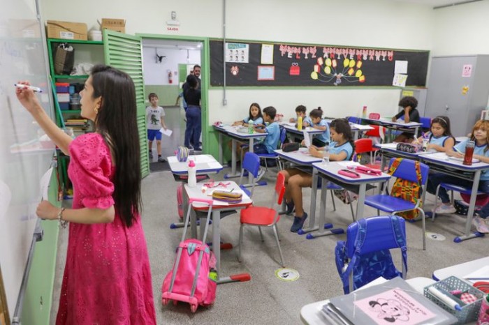 Política de qualidade de vida para profissionais da educação vira lei