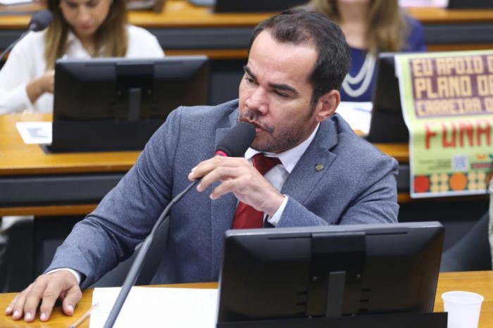 Comissão de Cultura debate incentivo a festas juninas