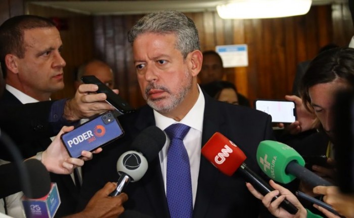Lira: discutir juros de capital próprio e offhores poderia prejudicar o texto do projeto