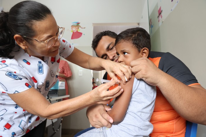 Cinco USFs e um Cmei irão abrir para o encerramento da Campanha Nacional de Multivacinação