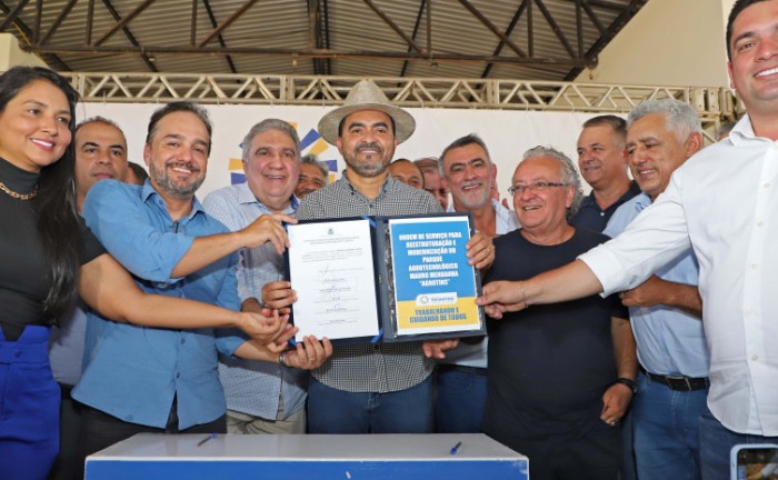 Com investimento de mais de R$ 23 milhões, governador Wanderlei Barbosa assina Ordem de Serviço para reestruturação de parque onde é realizada a Agrotins