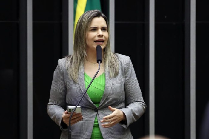 Comissão aprova punições a empresas envolvidas com exploração sexual de crianças