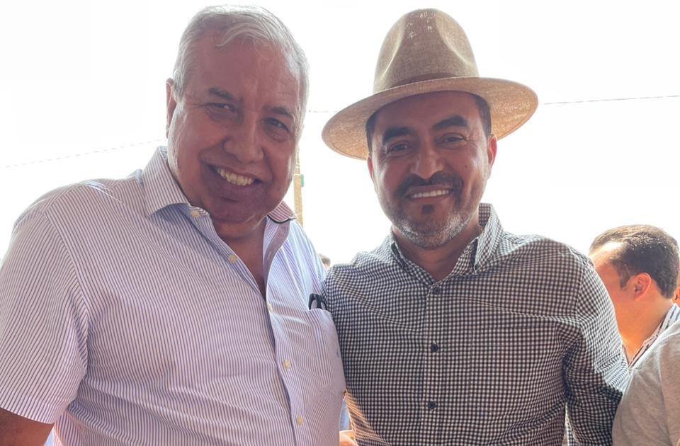 Vereador Jucelino Rodrigues participa da assinatura da Ordem de Serviço de reestruturação do Parque Agrotecnológico onde é realizada a Agrotins