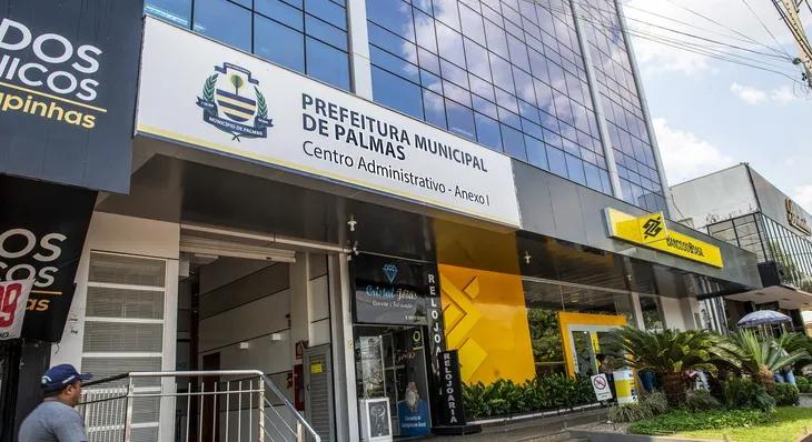 Prefeitura de Palmas antecipa pagamento e salário estará disponível para saque na sexta