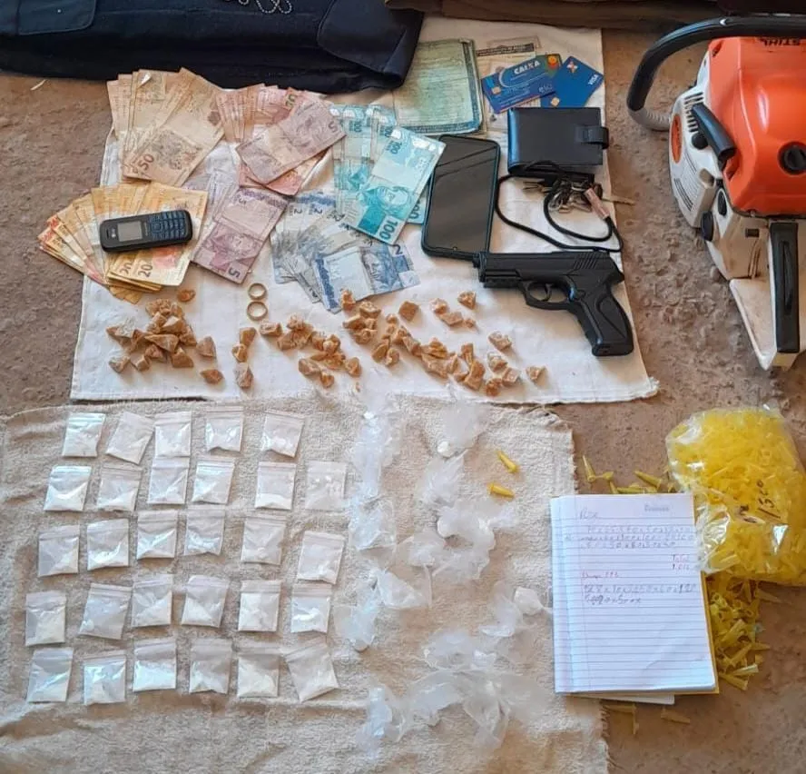 Em Luzimangues, Polícia Civil prende traficante e apreende dezenas de porções de substâncias entorpecentes 
