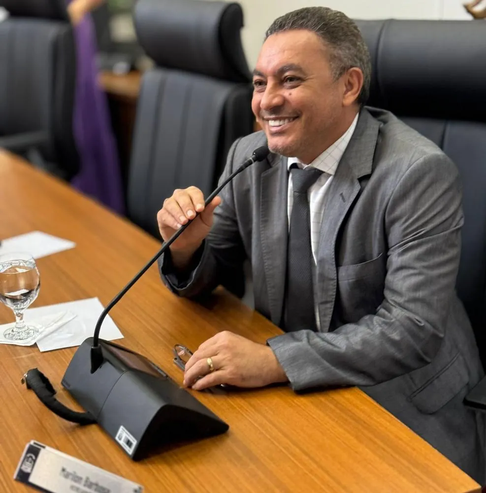 Câmara Municipal aprova 35 requerimentos do vereador Marilon Barbosa