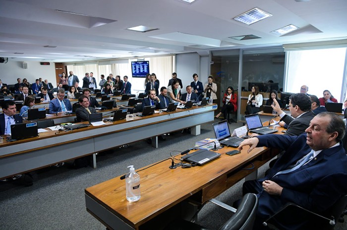 CCJ proíbe substituição de prisão por multa em crime de ameaça contra mulher