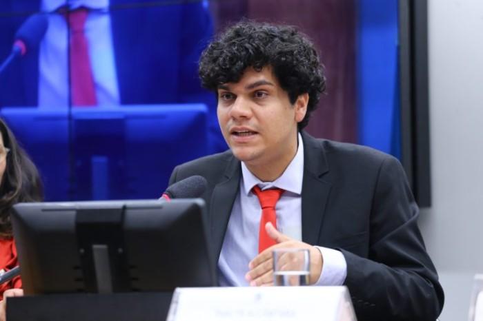 Autoridades investigam emigração de jovens indígenas do Amazonas para a Turquia