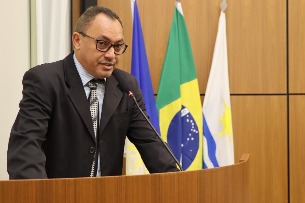 Pedidos de Marilon Barbosa para construção de Cmeis são aprovados pela Câmara Municipal