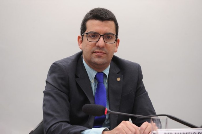 Deputados ouvem Bernard Appy sobre impacto da reforma tributária no setor cultural