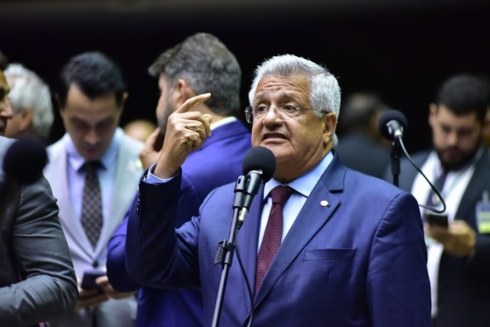 Comissão de transição energética aprova plano de trabalho; relator vai apresentar parecer em novembro