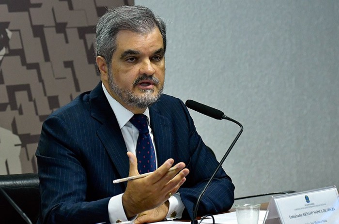 Indicado à embaixada na Itália é aprovado no Plenário