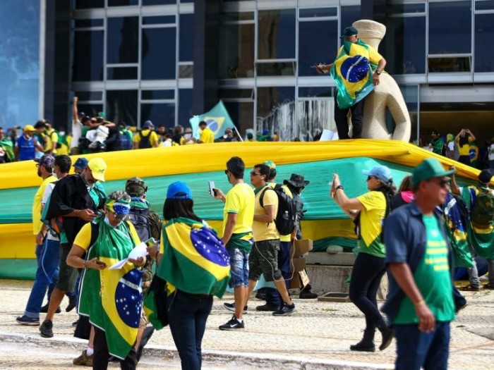 Comissão debate prisões realizadas no 8 de janeiro e respeito às prerrogativas de advogados