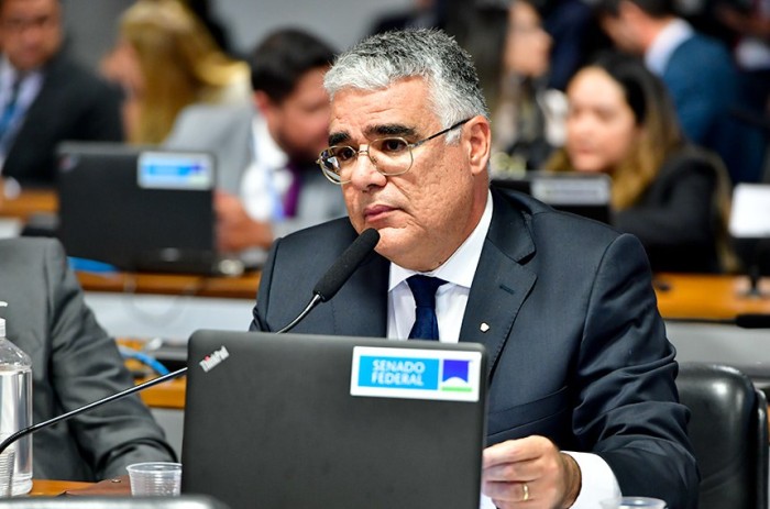 CAS debate na quinta Política Nacional de Prevenção da Automutilação e do Suicídio