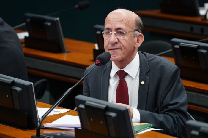 Projeto condiciona incentivos do governo a bens de informática ao cumprimento de normas ambientais