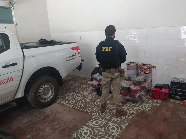 PRF apreende carga de eletrônicos na BR 316