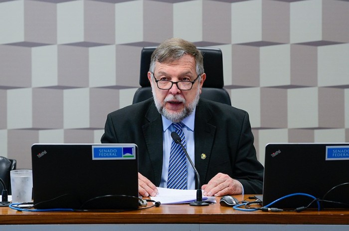 Pesquisa sobre violência escolar é tema de debate na Comissão de Educação