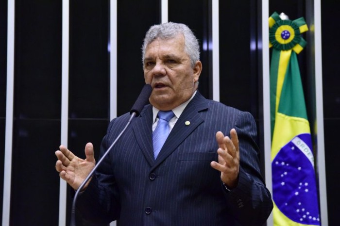 Projeto estabelece que coautor de infanticídio responde pelo crime de homicídio
