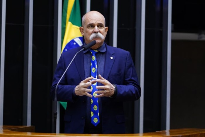 Projeto cria o tipo penal de assassino em série, com pena de até 40 anos em hospital psiquiátrico