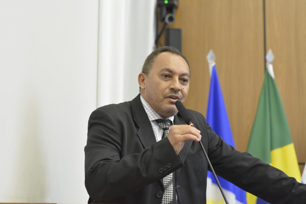 Marilon solicita rede de iluminação pública para a região do Mutum em Taquaruçu