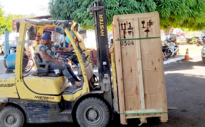Governo do Tocantins entrega aparelhos de raio-x para hospitais estaduais