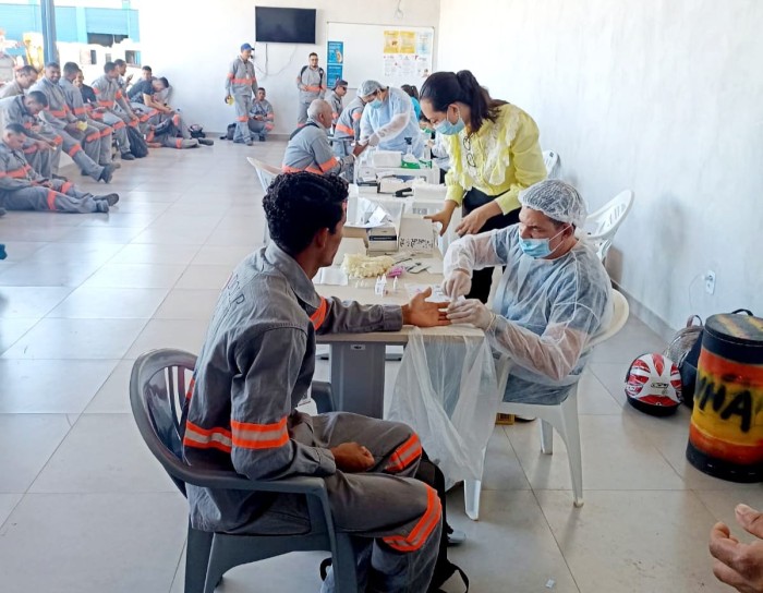Semus realiza ação preventiva às hepatites virais e outras infecções em empresa privada nesta sexta, 14
