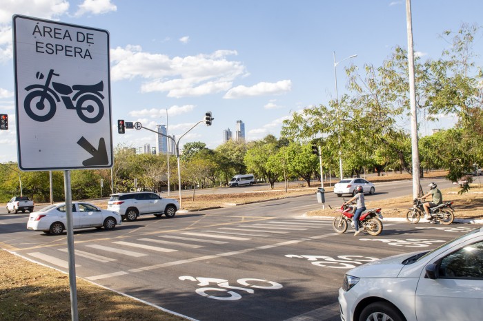 Prefeitura investe na sinalização de trânsito para garantir mais segurança e mobilidade