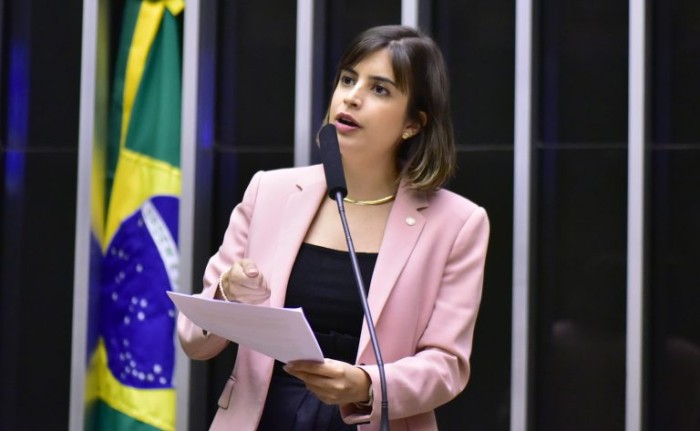 Proposta reserva para as mulheres 30% das vagas nos conselhos de administração de grandes empresas
