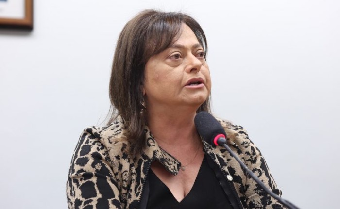 Comissão mista pode votar nesta terça-feira MP que reajusta salário de servidores