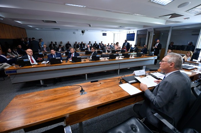 Comissão de Relações Exteriores tem reunião com cinco sabatinas