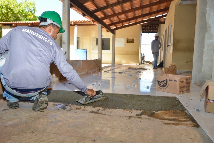 Reforma da unidade de saúde da Arno 71 segue a todo vapor