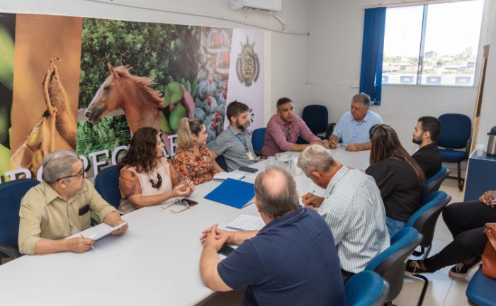 Adapec reúne equipe gestora para fortalecer ações de prevenção à febre aftosa
