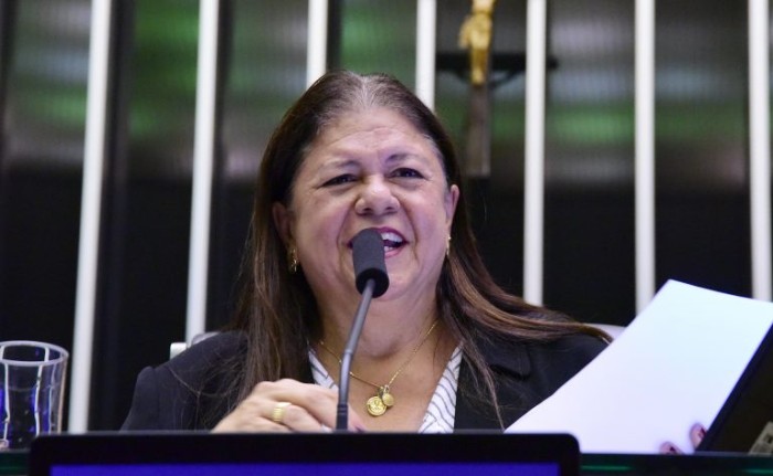 CCJ aprova projeto que prevê ISS fixo para escritório de advocacia que optar pelo Simples Nacional