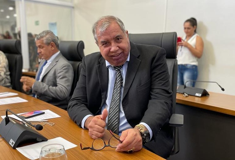 Vereador Jucelino Rodrigues solicita a iluminação pública e a pintura das faixas para pedestres da Avenida NS–05 entre as ARSO 101 e ARSO 102