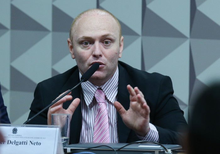 Marqueteiro de Bolsonaro queria código-fonte falso, afirma Delgatti