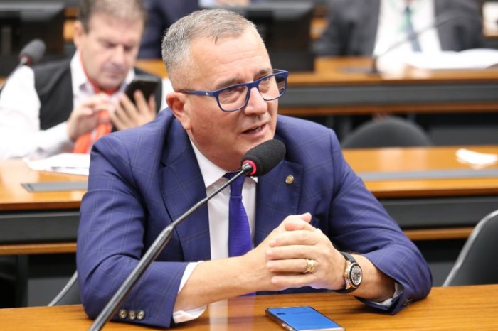 Comissão aprova projeto que proíbe multas em eventos autorizados pelo Detran