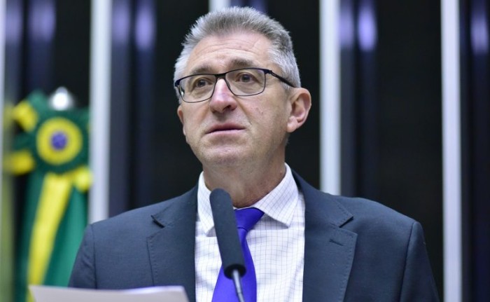 Comissão vai debater futuro da indústria no Brasil