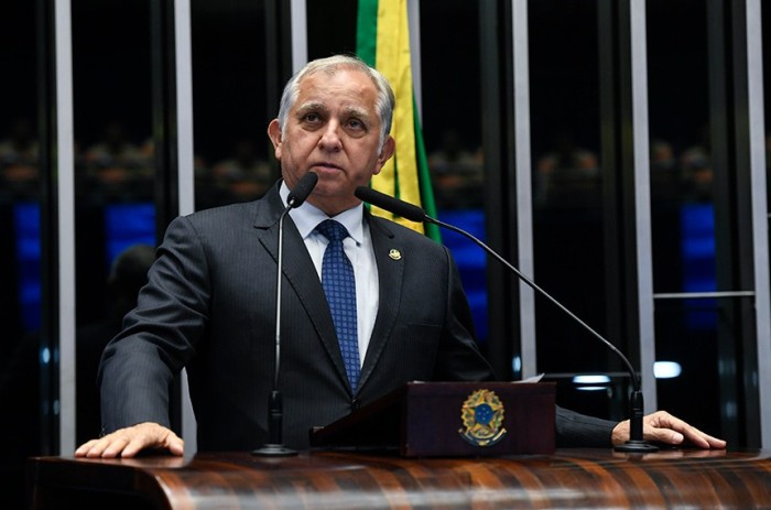 Izalci critica CPMI e comemora arcabouço sem fundo constitucional do DF
