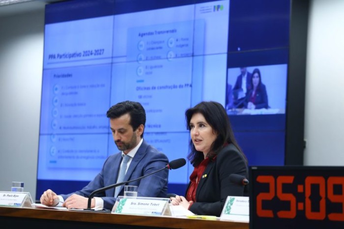 Orçamento de 2024 prevê déficit zero e salário mínimo de R$ 1.421, com aumento de 7,65%