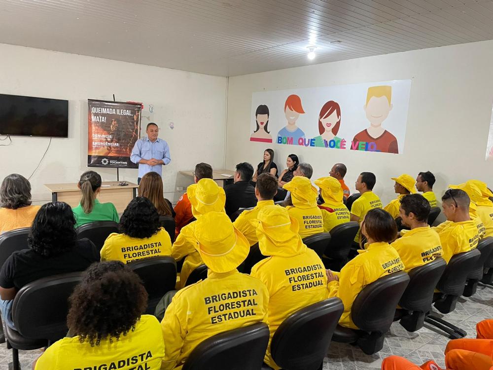 Após defender a criação de brigada florestal em Taquaruçu, Marilon Barbosa acompanha evento de operacionalização